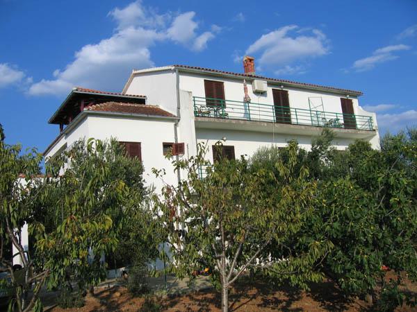 Carevi Dvori